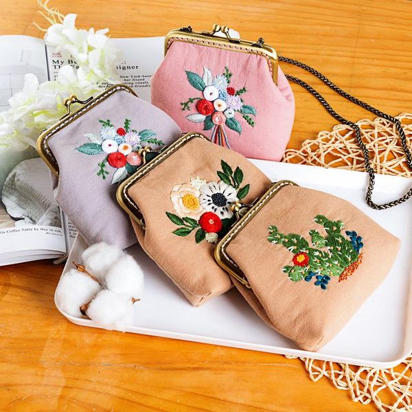 hand made self embroidered gold mouth bag portable pocket change purse women's cheongsam cosmetics exquisite other arts and crafts
hand made self embroidered gold mouth bag portable pocket change purse women's cheongsam cosmetics exquisite other arts and crafts