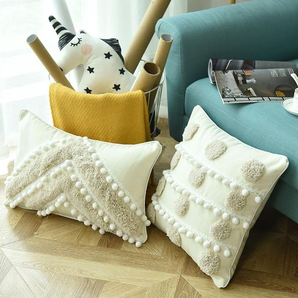 luxury home decor handmade embroidery pillow cover circle with pompom cushion decorative case sham 45x45cm cushion/decorative
luxury home decor handmade embroidery pillow cover circle with pompom cushion decorative case sham 45x45cm cushion/decorative