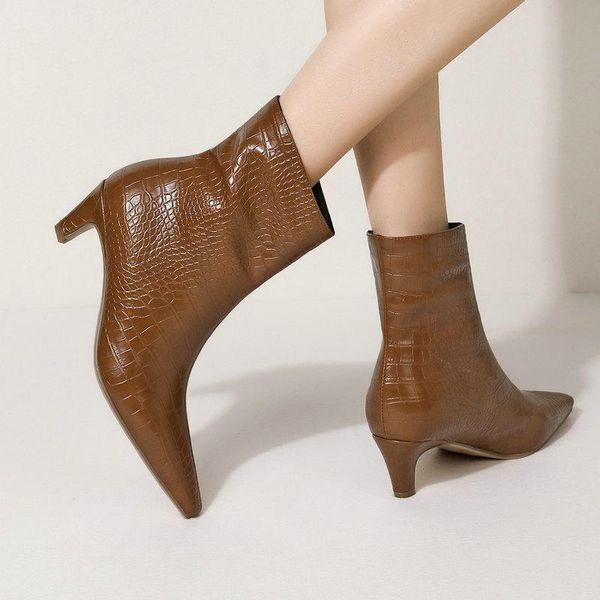 boots 5 cm faux leather ankle lady fashion pointed toe lazy shoes women black white brown short plus size 43
boots 5 cm faux leather ankle lady fashion pointed toe lazy shoes women black white brown short plus size 43