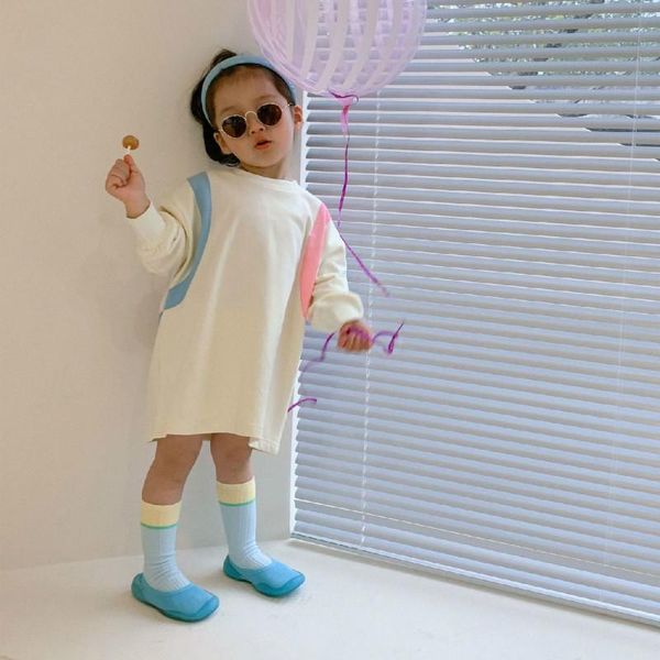 girl's dresses 2021 spring arrival girls long sleeve princess dress kids korean design, Red;yellow
girl's dresses 2021 spring arrival girls long sleeve princess dress kids korean design, Red;yellow