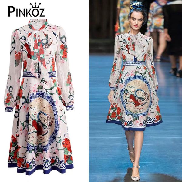 runway designer style red rose flower printed bow collar spring summer long sleeve midi a-line women's dress robe fashion 210421, Black;gray
runway designer style red rose flower printed bow collar spring summer long sleeve midi a-line women's dress robe fashion 210421, Black;gray