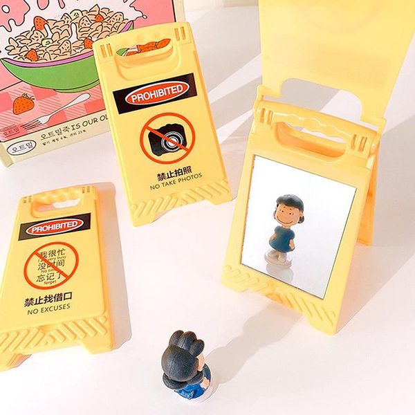mirrors 1pc cute funny portable mirror creative mini deskprompt card folding makeup decoration
mirrors 1pc cute funny portable mirror creative mini deskprompt card folding makeup decoration