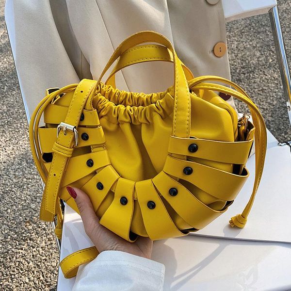 half moon design lady tote bag solid color pu leather handbags for women 2021 fashion ladies crossboy shoulder bags
half moon design lady tote bag solid color pu leather handbags for women 2021 fashion ladies crossboy shoulder bags