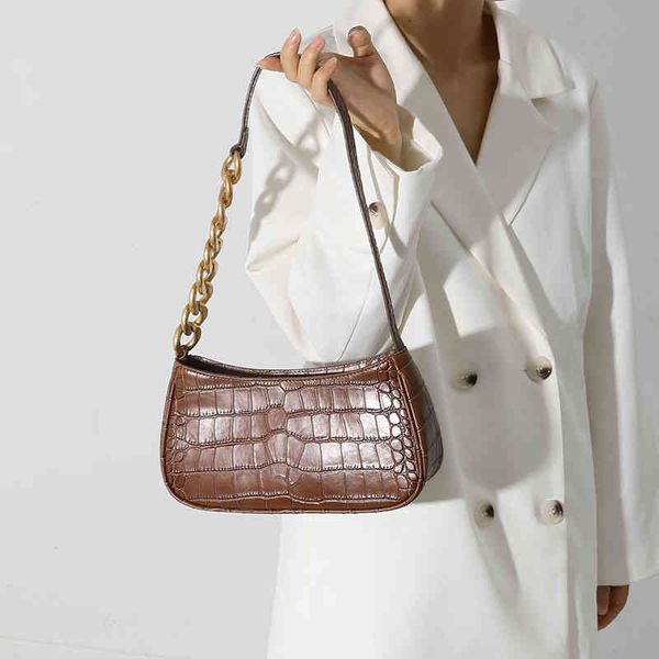 2020 new baguette and purse pure color chain fashion women shoulder messenger stone pattern
2020 new baguette and purse pure color chain fashion women shoulder messenger stone pattern