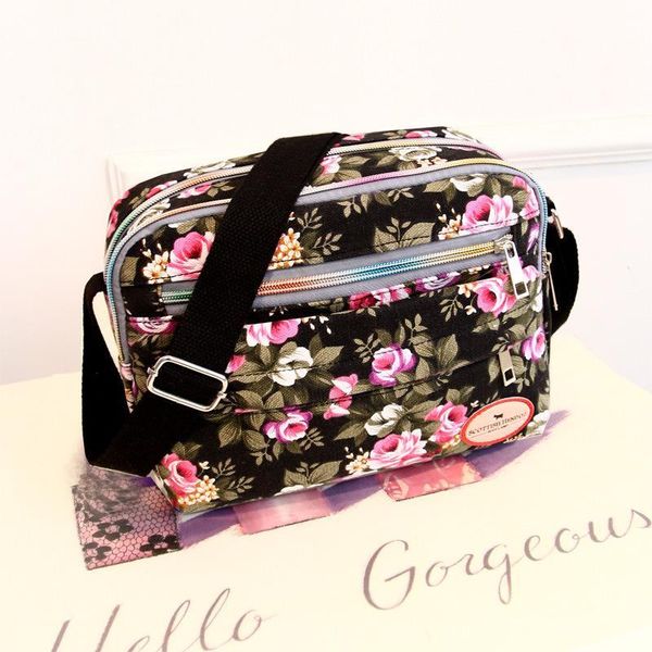 handbag women luxurys designers bags 2021 crossbody bag canvas diagonal small square mmulti pochette louisbags_18
handbag women luxurys designers bags 2021 crossbody bag canvas diagonal small square mmulti pochette louisbags_18