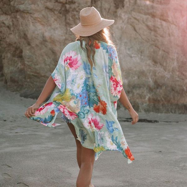 women's swimwear 2022 bohemian print half sleeve knee-length short kimono plus size women clothing summer beach wear swim suit cover up, White;black
women's swimwear 2022 bohemian print half sleeve knee-length short kimono plus size women clothing summer beach wear swim suit cover up, White;black