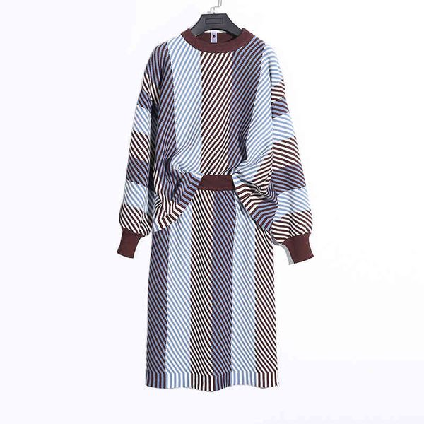 women knit blue yellow brown crew neck long sleeve pullover knee length pencil skirt two piece set elegant t0029 210514, White
women knit blue yellow brown crew neck long sleeve pullover knee length pencil skirt two piece set elegant t0029 210514, White
