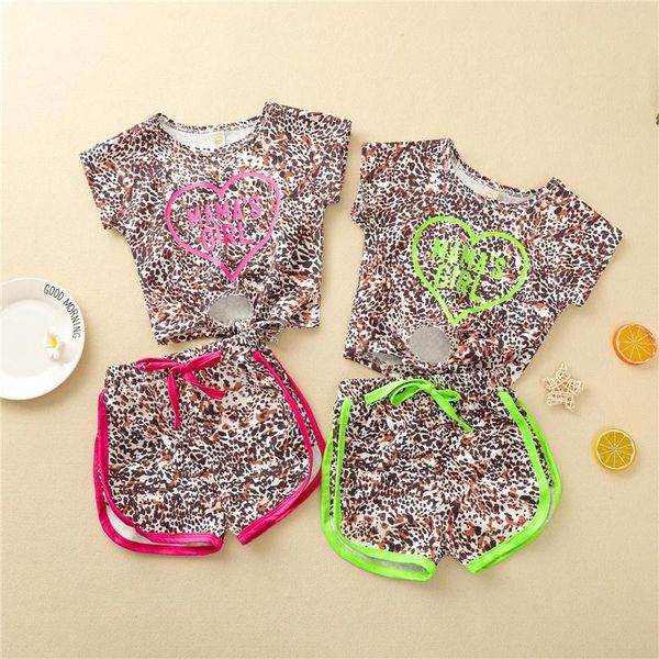 little girl's 2-piece leopard print clothes set short sleeve heart crew neck and pants suits clothing sets, White
little girl's 2-piece leopard print clothes set short sleeve heart crew neck and pants suits clothing sets, White