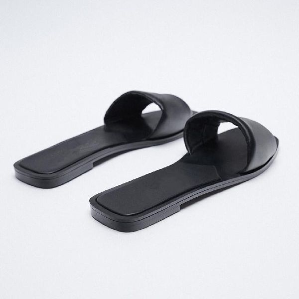 square toe slippers soft flat shoes female low slipers women rubber flip flops slides fashion comfort 2021 summer hawaiian, Black
square toe slippers soft flat shoes female low slipers women rubber flip flops slides fashion comfort 2021 summer hawaiian, Black