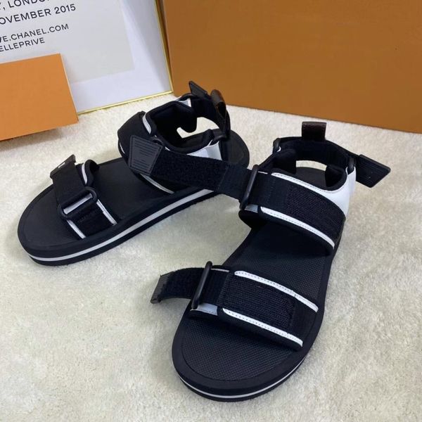fashion double designer sandal for men and women platform shoes summer home casual shoe box size 35-41xx-0020, Black
fashion double designer sandal for men and women platform shoes summer home casual shoe box size 35-41xx-0020, Black