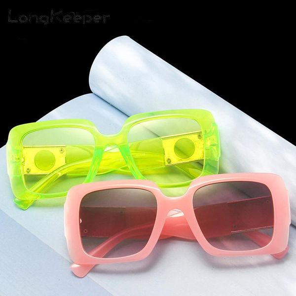 sunglasses vintage oversize square women big frame sun glasses black fashion gradient female oculos uv400, White;black
sunglasses vintage oversize square women big frame sun glasses black fashion gradient female oculos uv400, White;black