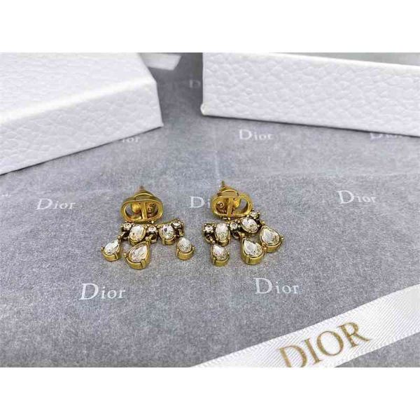 70% off outlet online family's advanced sense letter water drop drill earrings, pure silver needle, anti allergy female, Golden
70% off outlet online family's advanced sense letter water drop drill earrings, pure silver needle, anti allergy female, Golden