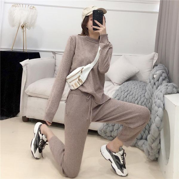 in the fall of show thin knitting leisure relaxed joker pullovers wide-legged trousers two suits female fashion 210429, White
in the fall of show thin knitting leisure relaxed joker pullovers wide-legged trousers two suits female fashion 210429, White