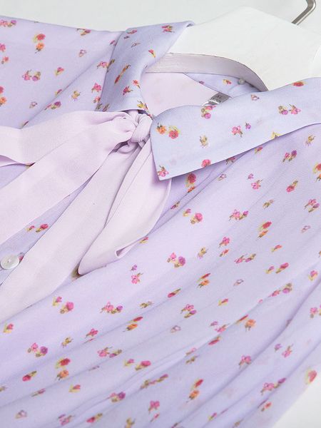 dress the taro-colored small crushed flower mulberry lotus leaf-side fishtail mid-length waist-length shirt rip-off silk, Black;gray
dress the taro-colored small crushed flower mulberry lotus leaf-side fishtail mid-length waist-length shirt rip-off silk, Black;gray