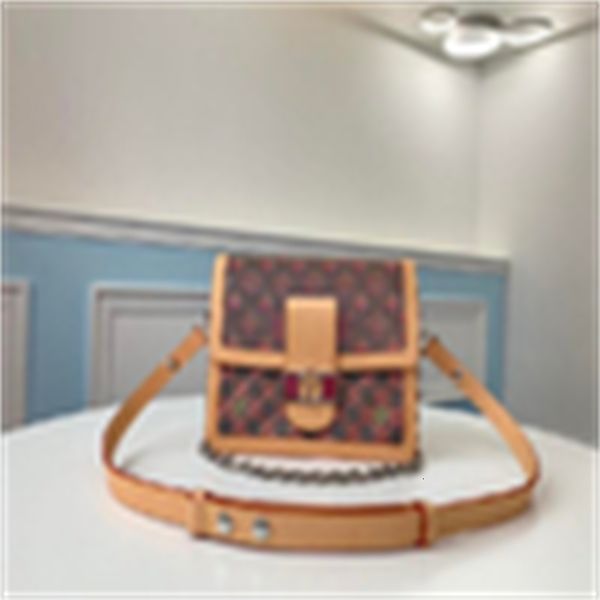 totes brand designer body luxury r60c shoulder m55452 retro trendy bags shoulder bag handles women handbags iconic cross bags bag clutches e, Red;black
totes brand designer body luxury r60c shoulder m55452 retro trendy bags shoulder bag handles women handbags iconic cross bags bag clutches e, Red;black