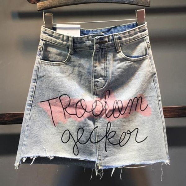 skirts 2021 summer women graffiti letter printing asymmetric denim skirt high waist a-line jeans short, Black
skirts 2021 summer women graffiti letter printing asymmetric denim skirt high waist a-line jeans short, Black