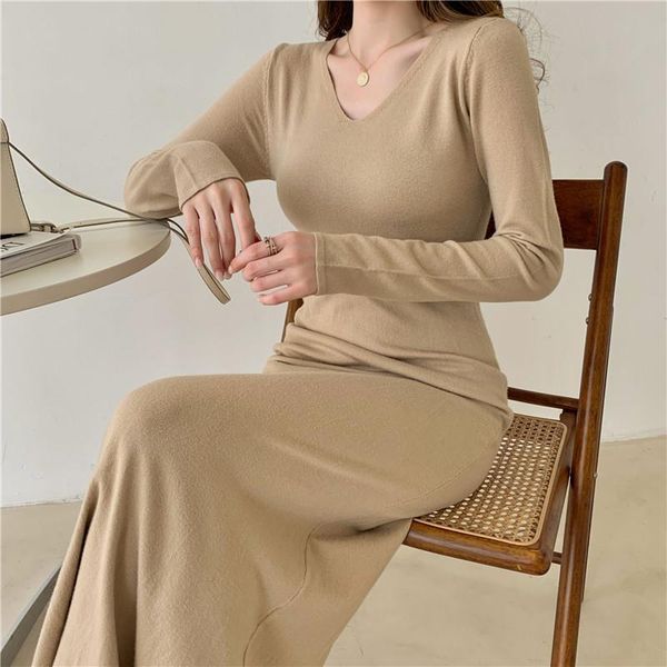 casual dresses women v-neck knitted sweater bottom dress elegant autumn and winter long korean temperament midi black woman, Black;gray
casual dresses women v-neck knitted sweater bottom dress elegant autumn and winter long korean temperament midi black woman, Black;gray