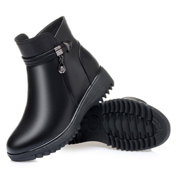 Warm Snow Boots 2022 New Arrival Women Winter Shoes Genuine Leather Women Boots Flat Non-slip Mother Shoes Big Size 4142 43, Black fur
Warm Snow Boots 2022 New Arrival Women Winter Shoes Genuine Leather Women Boots Flat Non-slip Mother Shoes Big Size 4142 43, Black fur