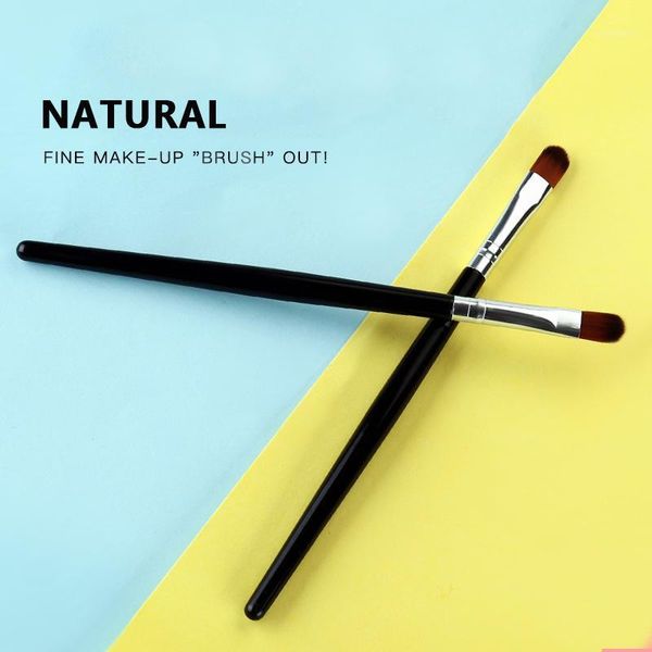 eyeshadow brush eye shadow blending eyeliner eyelash eyebrow make up brushes long pole multi-function concealer dropship1
eyeshadow brush eye shadow blending eyeliner eyelash eyebrow make up brushes long pole multi-function concealer dropship1