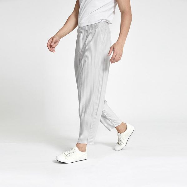 men's suits & blazers changpleat 2021 summer pants miyake fold large size loose and comfortable business casual harem cropped trousers, White;black
men's suits & blazers changpleat 2021 summer pants miyake fold large size loose and comfortable business casual harem cropped trousers, White;black