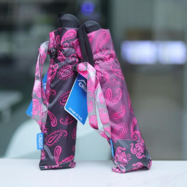 umbrellas fully automatic three-fold umbrella stylish portable girl flower reinforced windproof strong women
umbrellas fully automatic three-fold umbrella stylish portable girl flower reinforced windproof strong women