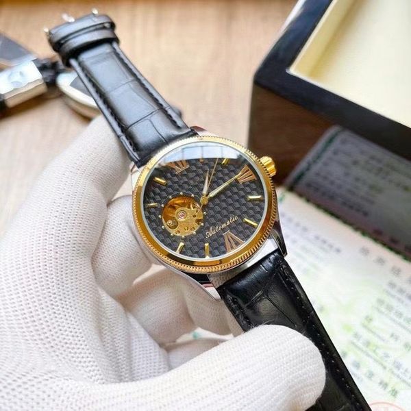 business mens watches gold wristwatches brand mechanical automatic movement leather strap watch for men christmas gifts father's day pr, Slivery;brown
business mens watches gold wristwatches brand mechanical automatic movement leather strap watch for men christmas gifts father's day pr, Slivery;brown