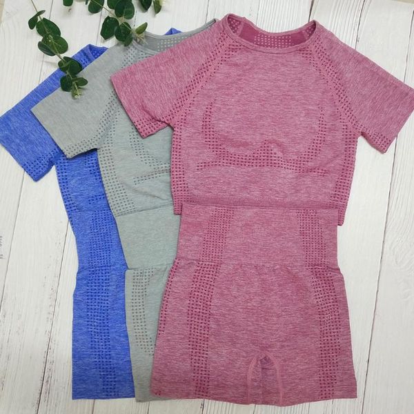 seamless women short sleeve yoga set vital sport suit gym clothing fitness crop shirt high waist shorts sportswear outfit
seamless women short sleeve yoga set vital sport suit gym clothing fitness crop shirt high waist shorts sportswear outfit