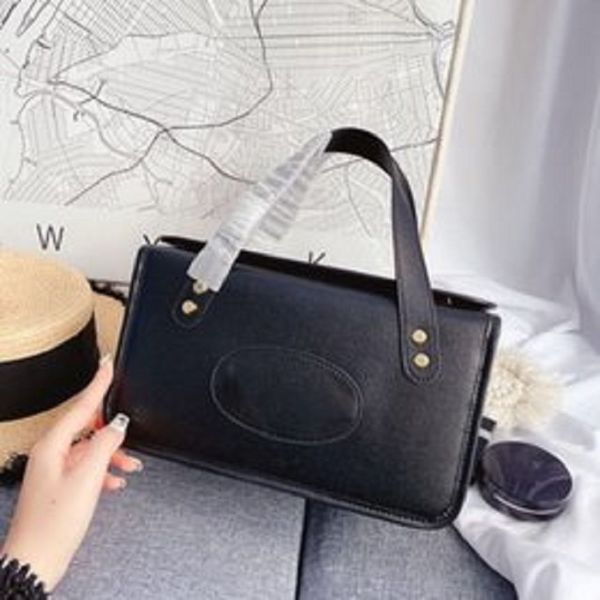 handbag crossbody cosmetic bag shoulder fresh embroidery large capacity portable genuine leather solid colo classic designer saddle small sq
handbag crossbody cosmetic bag shoulder fresh embroidery large capacity portable genuine leather solid colo classic designer saddle small sq