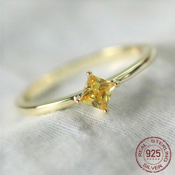 princess cut 925 solid silver yeelow zircon cz luxury wedding band rings for women gold color bridal statement party jewelry j-522, Slivery;golden
princess cut 925 solid silver yeelow zircon cz luxury wedding band rings for women gold color bridal statement party jewelry j-522, Slivery;golden