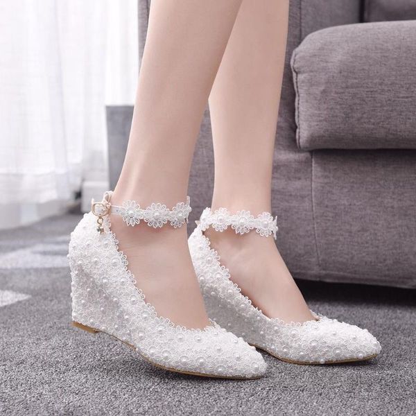 high-heeled women's shoes high pearl lace skinny with leisure time shallow mouth hasp sharp shoe dress, Black
high-heeled women's shoes high pearl lace skinny with leisure time shallow mouth hasp sharp shoe dress, Black