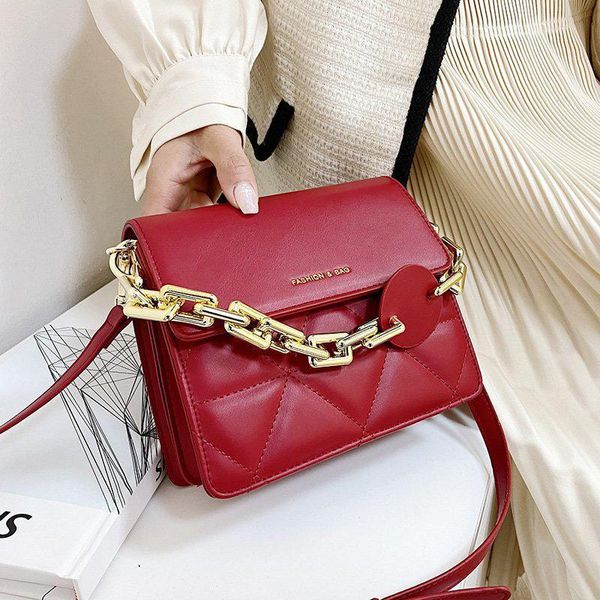 evening bags fashion thick chain pu leather handbags 2021 luxury ladies shoulder brand designer crossbody messenger bag female purse
evening bags fashion thick chain pu leather handbags 2021 luxury ladies shoulder brand designer crossbody messenger bag female purse