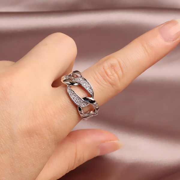 cluster rings shiny side fashion brand jewelry twist crystal bridal for women style wedding engagement open, Golden;silver
cluster rings shiny side fashion brand jewelry twist crystal bridal for women style wedding engagement open, Golden;silver