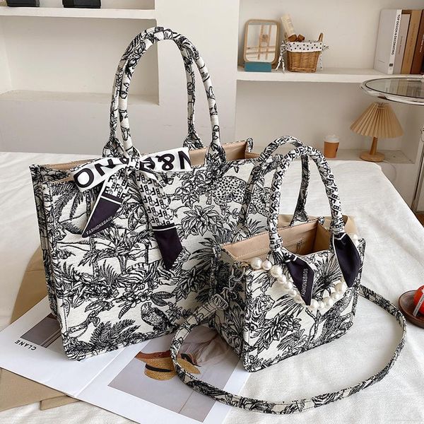 evening bags luxury designer handbag women's graffiti inkjet bag jacquard embroidery female girls shopper canvas tote shoulder
evening bags luxury designer handbag women's graffiti inkjet bag jacquard embroidery female girls shopper canvas tote shoulder