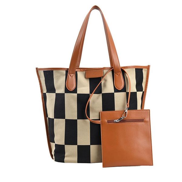 evening bags high-quality women's black and white plaid 2 pcs large capacity 2021 fashion handheld commuter shoulder bucket tote bag
evening bags high-quality women's black and white plaid 2 pcs large capacity 2021 fashion handheld commuter shoulder bucket tote bag