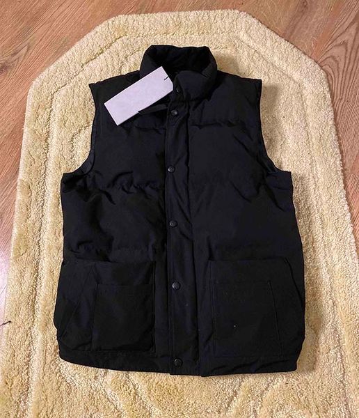 famous mens down jacket parka mens stylist winter jacket vests men women jackets mens stylist coat outerwear puffer jacket size s-xxl, Black
famous mens down jacket parka mens stylist winter jacket vests men women jackets mens stylist coat outerwear puffer jacket size s-xxl, Black