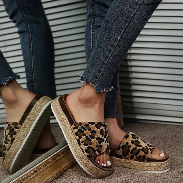 slippers 2021 summer women sandals and european american large size rope thick bottom fish mouth, Black
slippers 2021 summer women sandals and european american large size rope thick bottom fish mouth, Black