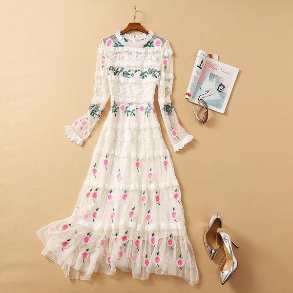 casual dresses european and american women's wear 2021 winter style embroidery with long sleeves fashionable gauze dress flounces, Black;gray
casual dresses european and american women's wear 2021 winter style embroidery with long sleeves fashionable gauze dress flounces, Black;gray
