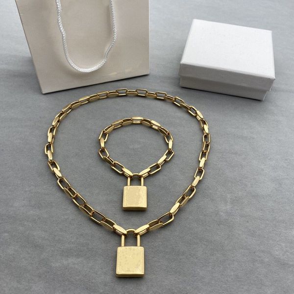 fashion men women stainless steel necklace designers bronze letter lock pendant bracelet set jewelry, Silver
fashion men women stainless steel necklace designers bronze letter lock pendant bracelet set jewelry, Silver