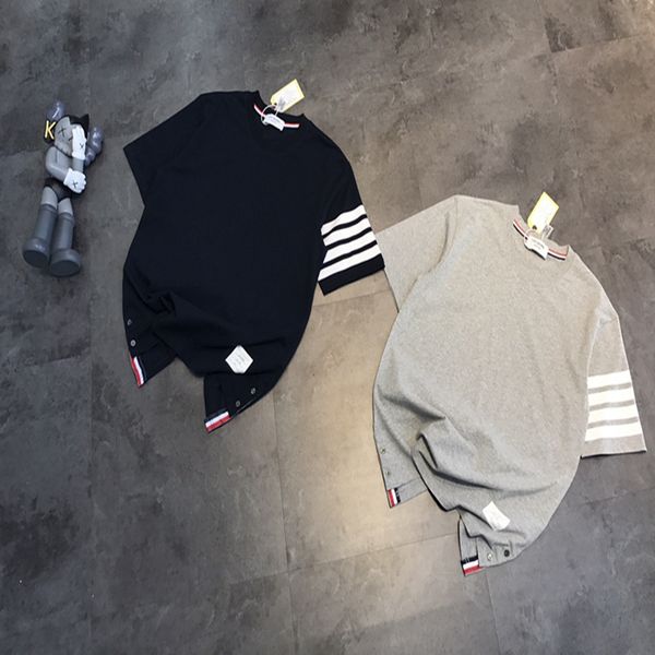2021 pullover short sleeve cotton loose print backing round neck long sleeve black urban casual t-shirt, White
2021 pullover short sleeve cotton loose print backing round neck long sleeve black urban casual t-shirt, White