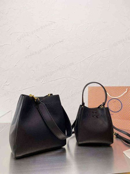 women's designer 6-color calfskin bucket bag size 25cm and 20cm genuine leather handbag shoulder
women's designer 6-color calfskin bucket bag size 25cm and 20cm genuine leather handbag shoulder