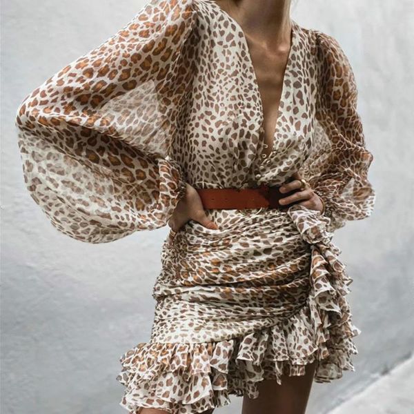 casual dresses deat 2021 spring women arrival fashion v-neck lantern long sleeve leopard ruffle decoration high waist dress rd748, Black;gray
casual dresses deat 2021 spring women arrival fashion v-neck lantern long sleeve leopard ruffle decoration high waist dress rd748, Black;gray