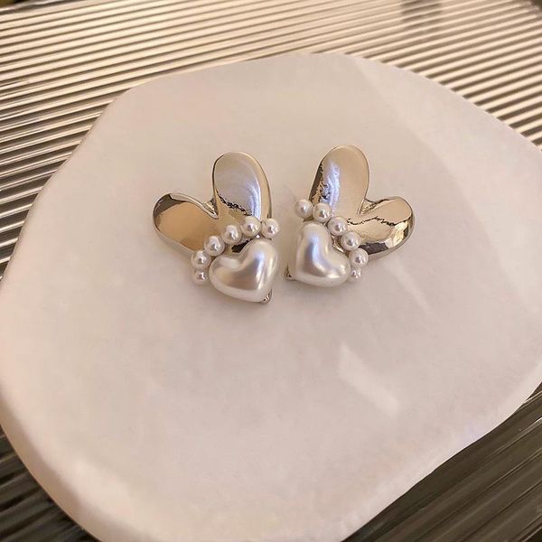dangle & chandelier minar trendy imitation pearl love heart pendant earrings for women girls silver color metal shape accessories
dangle & chandelier minar trendy imitation pearl love heart pendant earrings for women girls silver color metal shape accessories