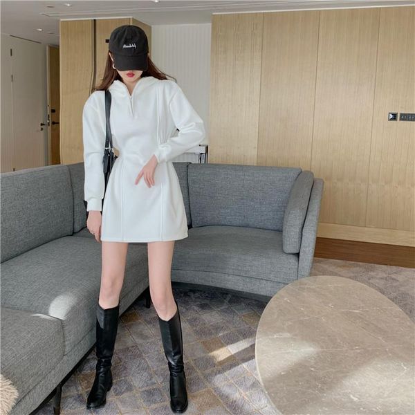casual dresses spring and autumn solid color loose large size wild long-sleeved waist a-line hooded plus velvet sweater dress women, Black;gray
casual dresses spring and autumn solid color loose large size wild long-sleeved waist a-line hooded plus velvet sweater dress women, Black;gray
