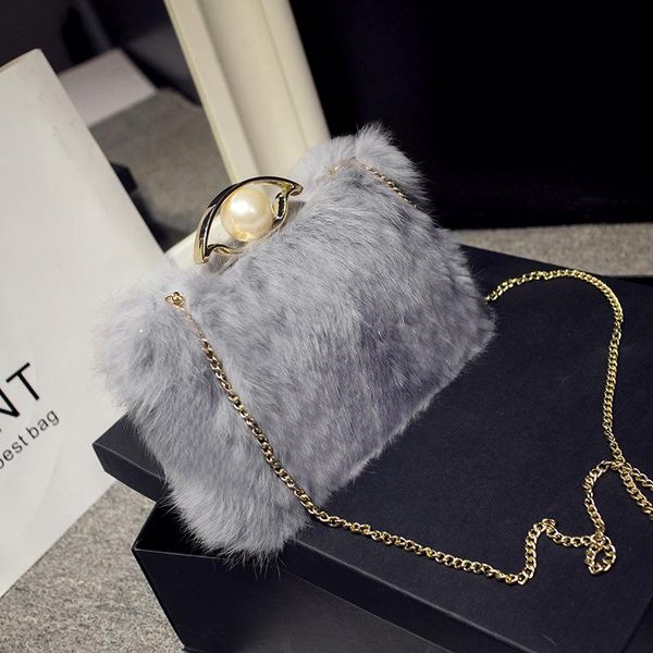 cosmetic bags & cases 2021 fur pearl hair single shoulder cross bag sweet lady's trend hand hold wrist zero purse
cosmetic bags & cases 2021 fur pearl hair single shoulder cross bag sweet lady's trend hand hold wrist zero purse