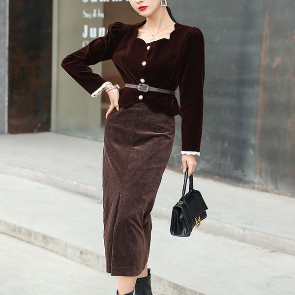 arrival female fashion set ol professional temperament square neck short jacket midi sack skirt hip two pieces together, Black
arrival female fashion set ol professional temperament square neck short jacket midi sack skirt hip two pieces together, Black