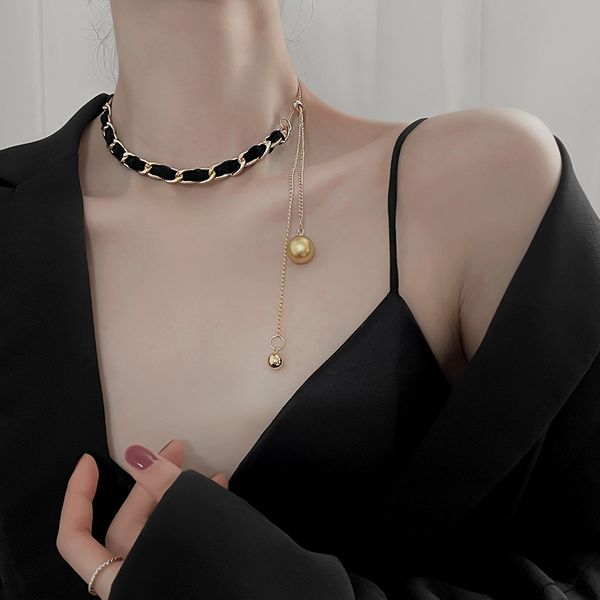 chocker necklace female niche design feeling female small black neck collar bone chain a necklace of luxury, Silver
chocker necklace female niche design feeling female small black neck collar bone chain a necklace of luxury, Silver