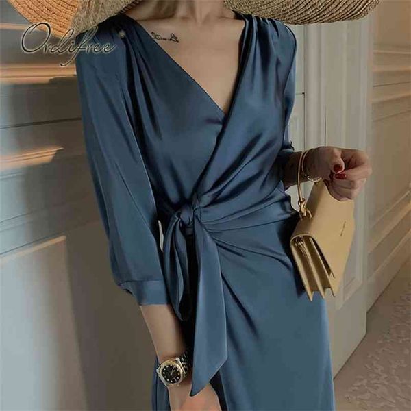 summer elegant women silk satin dress draped deep v neck belted shiny night club midi 210513, Black;gray
summer elegant women silk satin dress draped deep v neck belted shiny night club midi 210513, Black;gray
