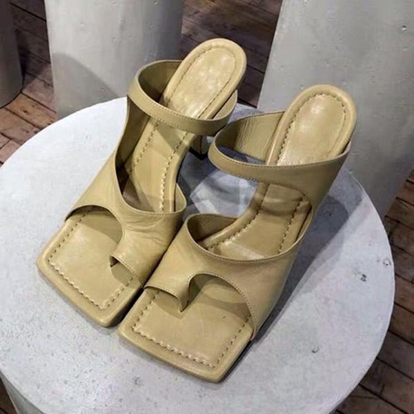 dress shoes 2021 woman sandals soft leather ladies gold women summer high heel 5#20/10e50, Black
dress shoes 2021 woman sandals soft leather ladies gold women summer high heel 5#20/10e50, Black
