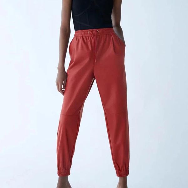 women's pu leather pants jogger streetwear trousers fashion high waist lace-up pencil track 2021 winter & capris, Black;white
women's pu leather pants jogger streetwear trousers fashion high waist lace-up pencil track 2021 winter & capris, Black;white