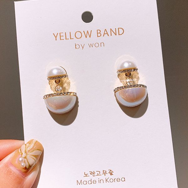 korean temperament net red earrings advanced sense french live air pearl sier needle personalized, Golden
korean temperament net red earrings advanced sense french live air pearl sier needle personalized, Golden